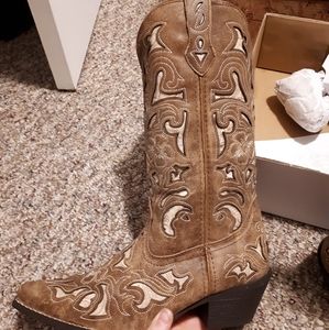 Laredo cowboy boots